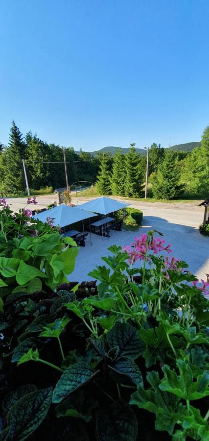 House Kajfes Otel Plitvička Jezera Dış mekan fotoğraf