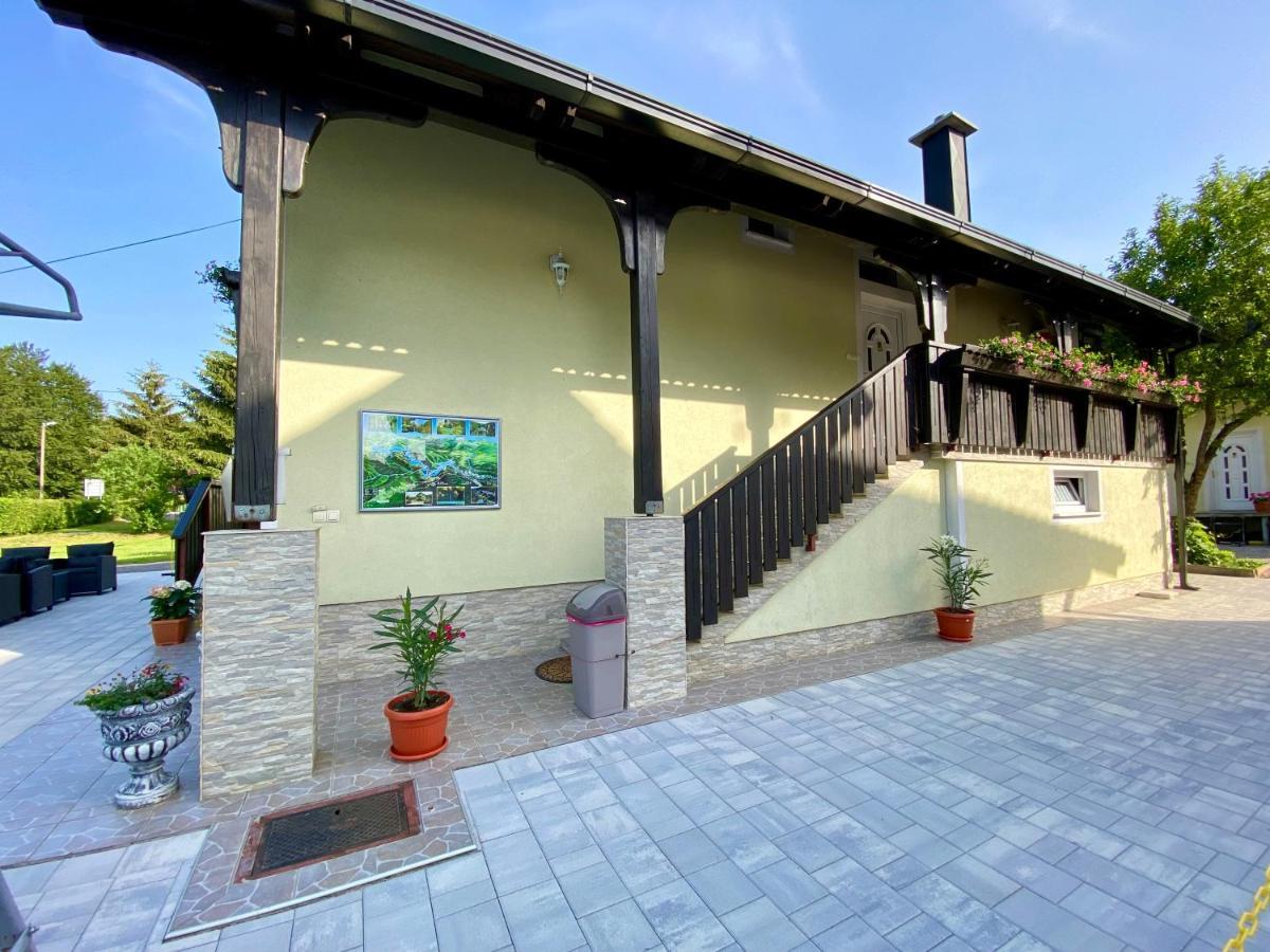 House Kajfes Otel Plitvička Jezera Dış mekan fotoğraf