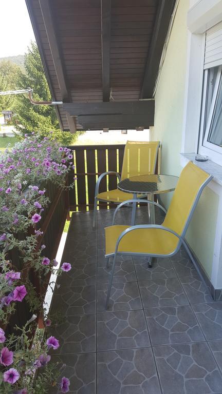 House Kajfes Otel Plitvička Jezera Dış mekan fotoğraf