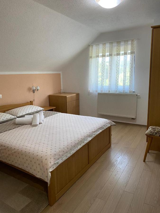 House Kajfes Otel Plitvička Jezera Dış mekan fotoğraf